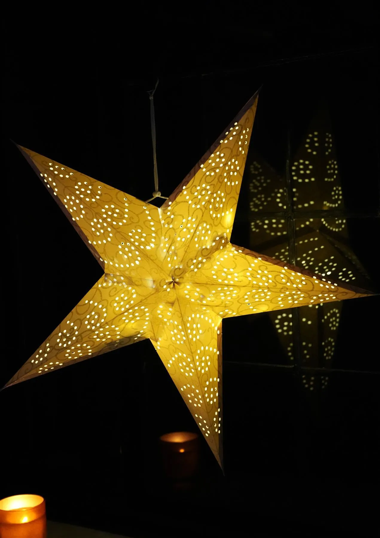 60 cm LED White Glitter Hanging Paper Star