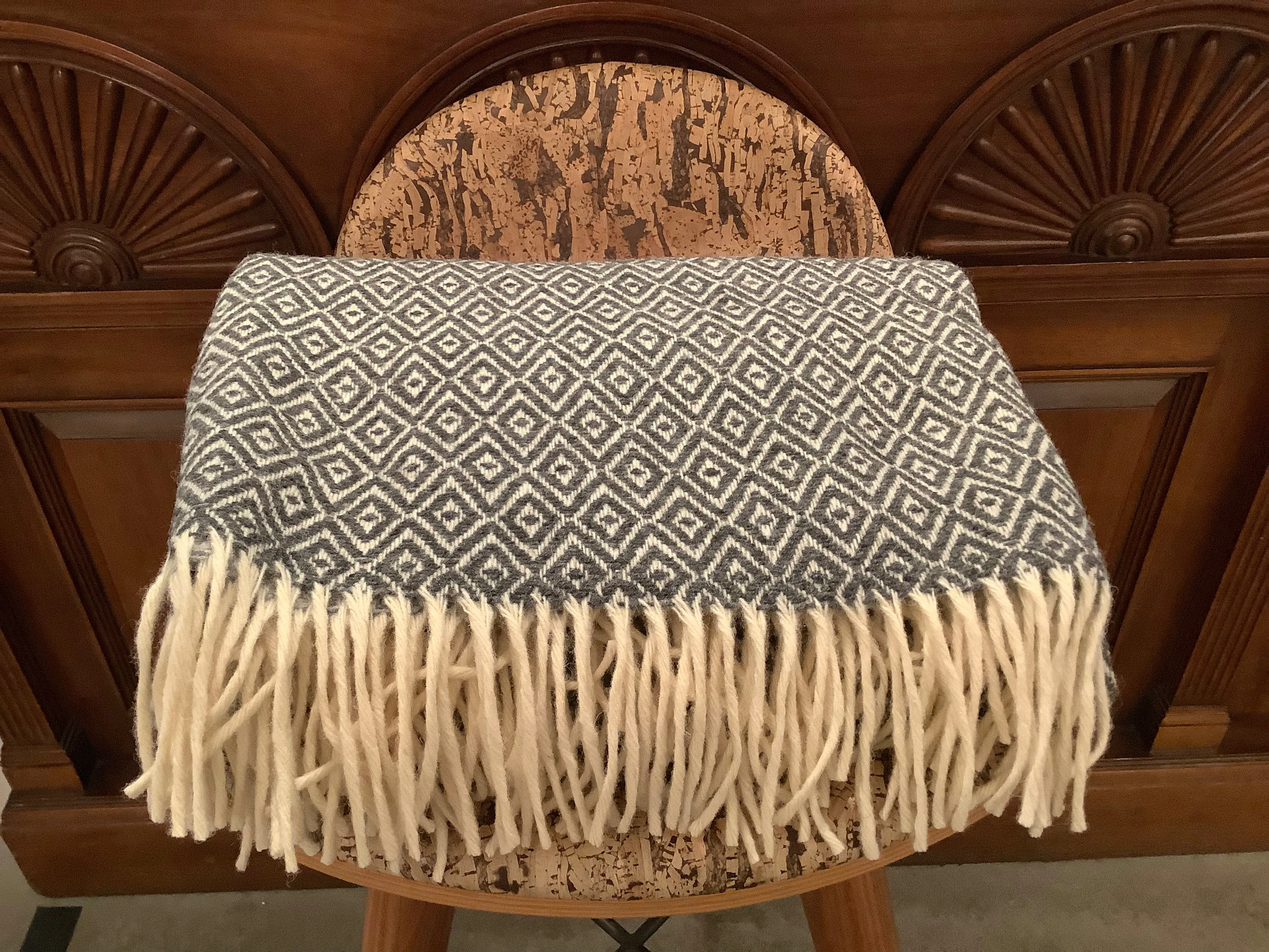 Chicoração Wool Blanket - Diamond Pattern *