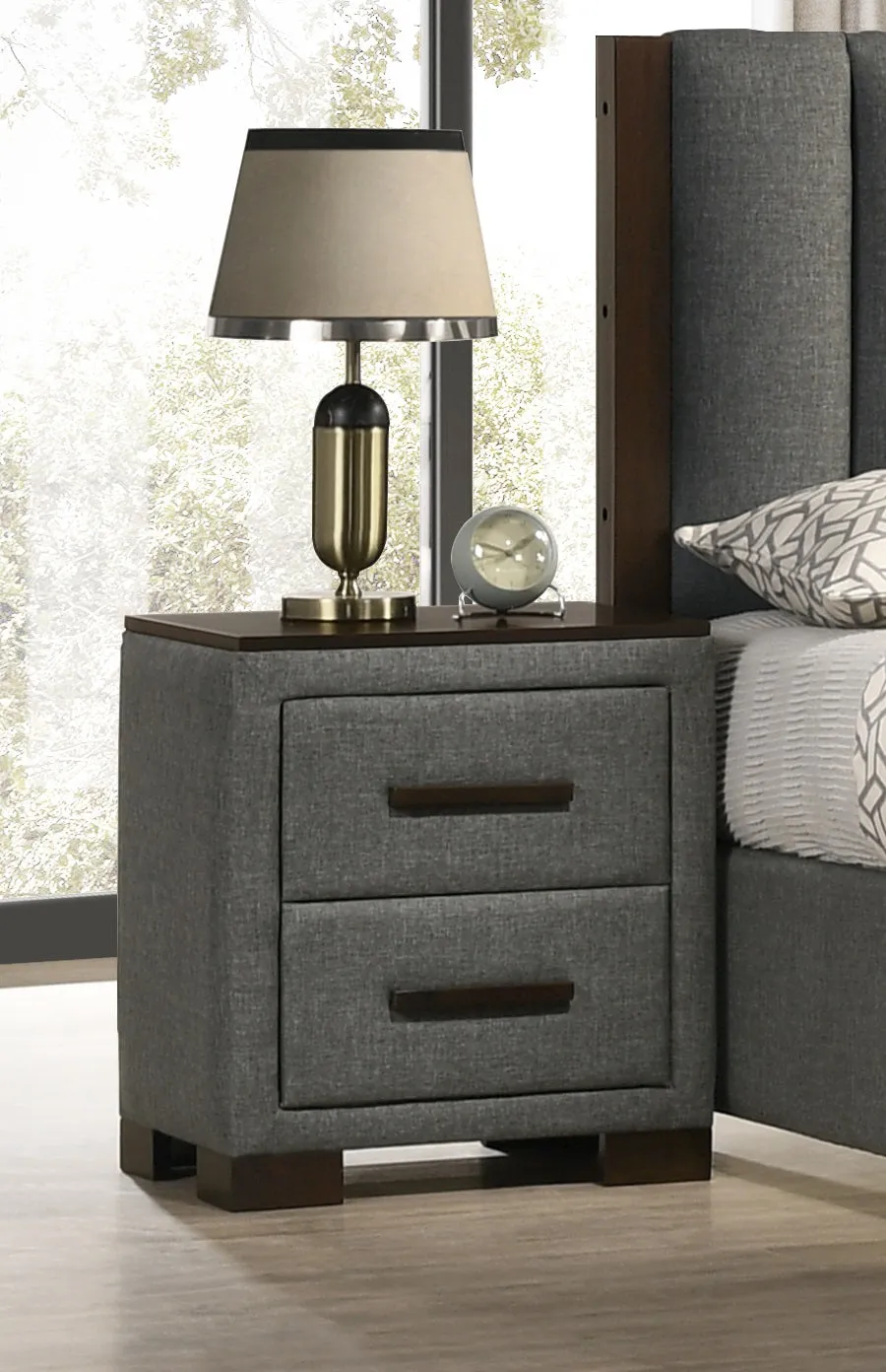 DylanElegance Bedroom Set