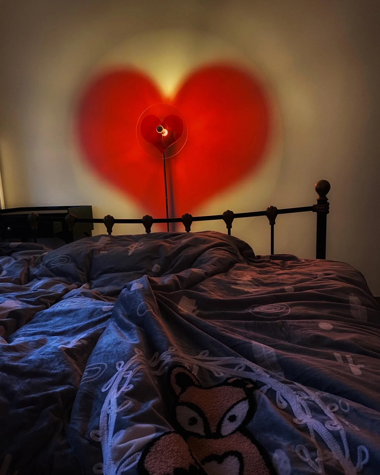 Heart Atmosphere Floor Lamp