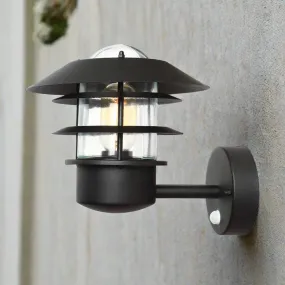 Helsingor Outdoor Wall Lantern in 304 SS/Silver or Black