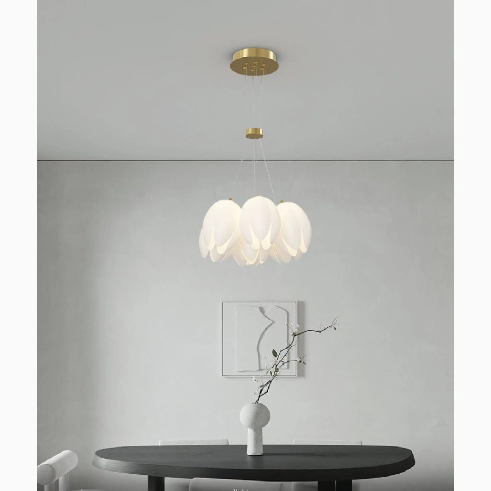 Idro | Modern Ceiling Chandelier in the Shape of Flower for Bedroom, Dining Room