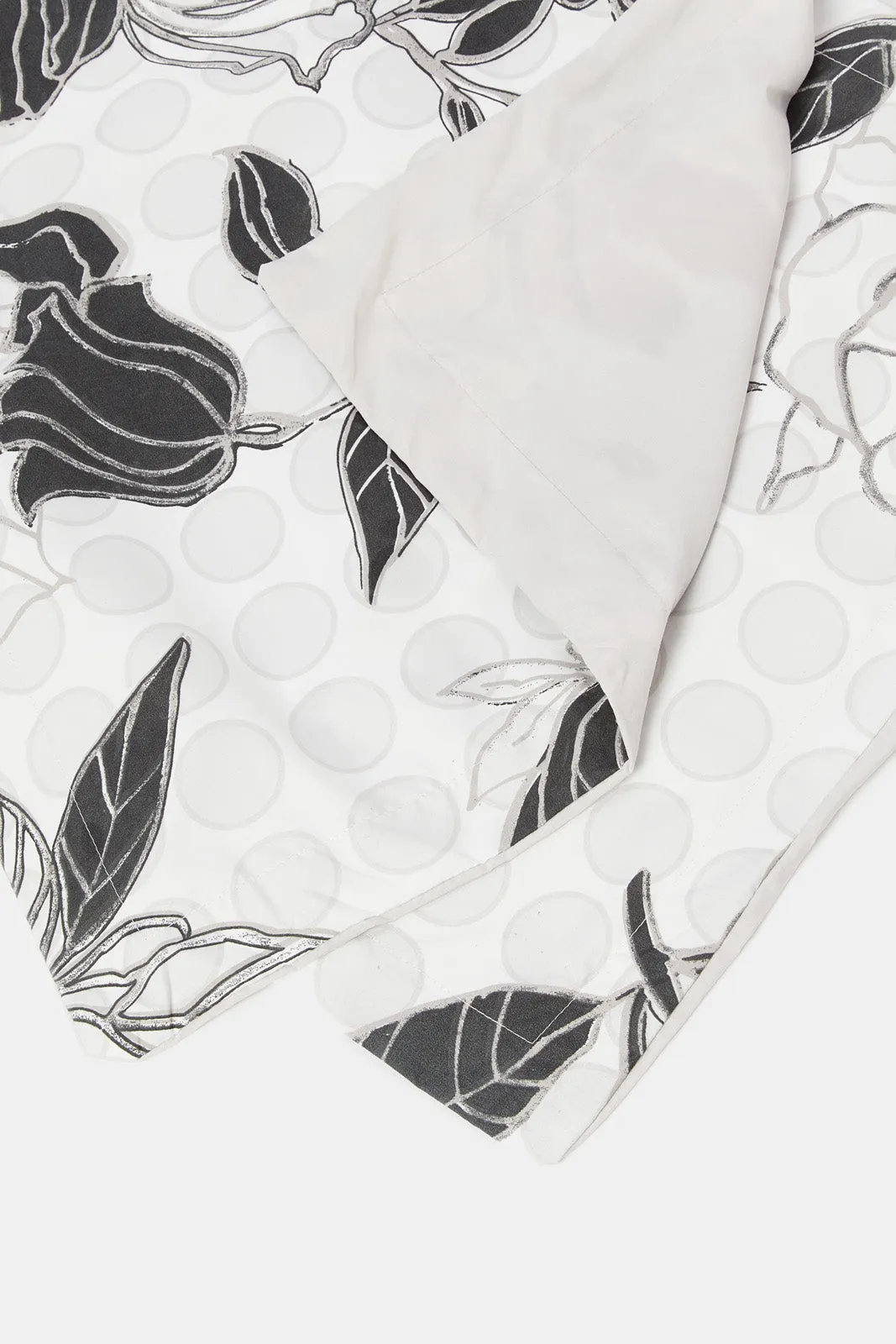 Ivory And Black Floral Printed 4 Piece Comforter Set (Double Size)