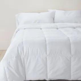 Open Box - Twin Light Weight Premium Down Alternative Comforter - Casaluna