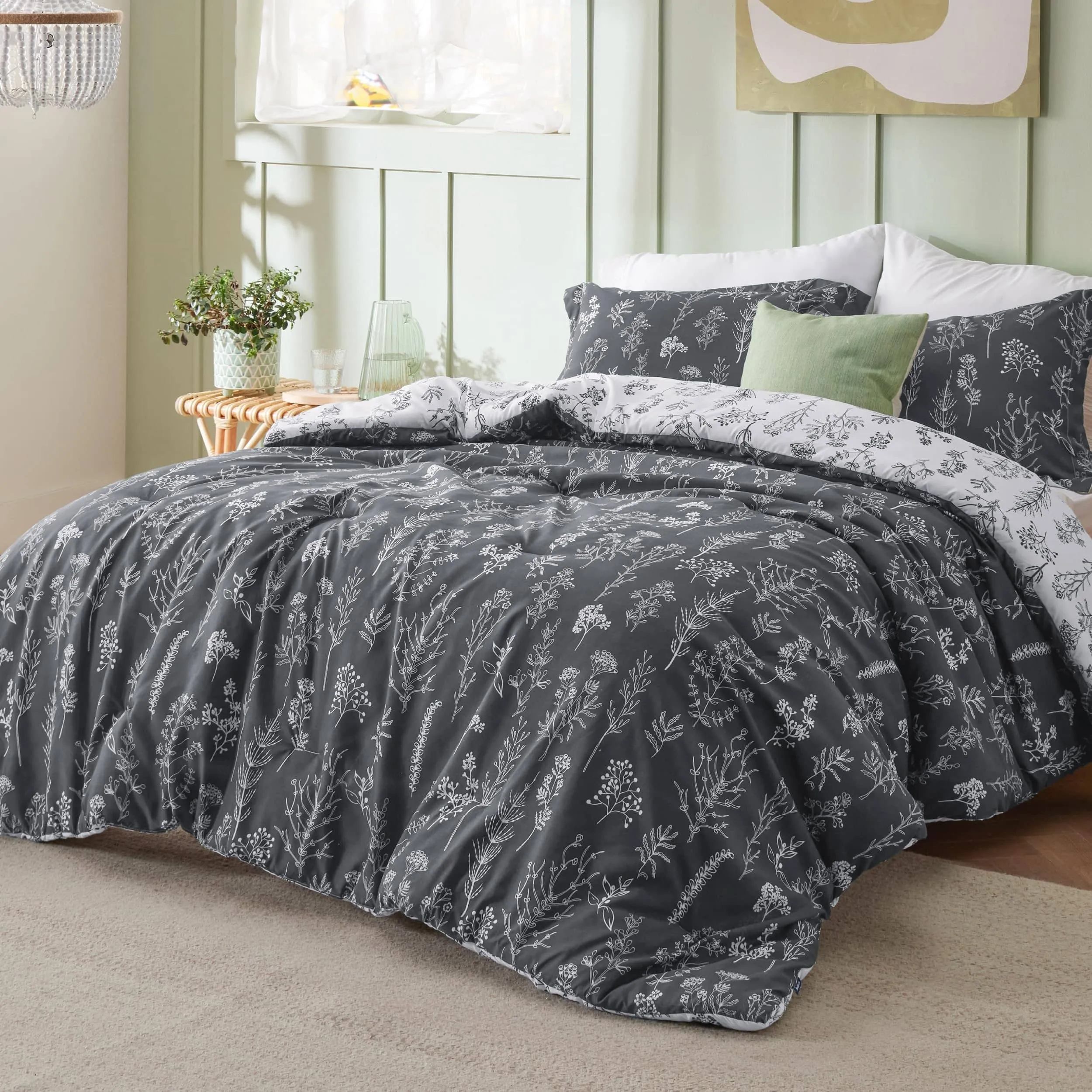 Retro Botanical Comforter Set