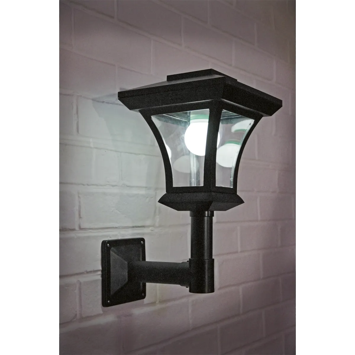 Solar Powered LED Garden Lamp Wall Mounting