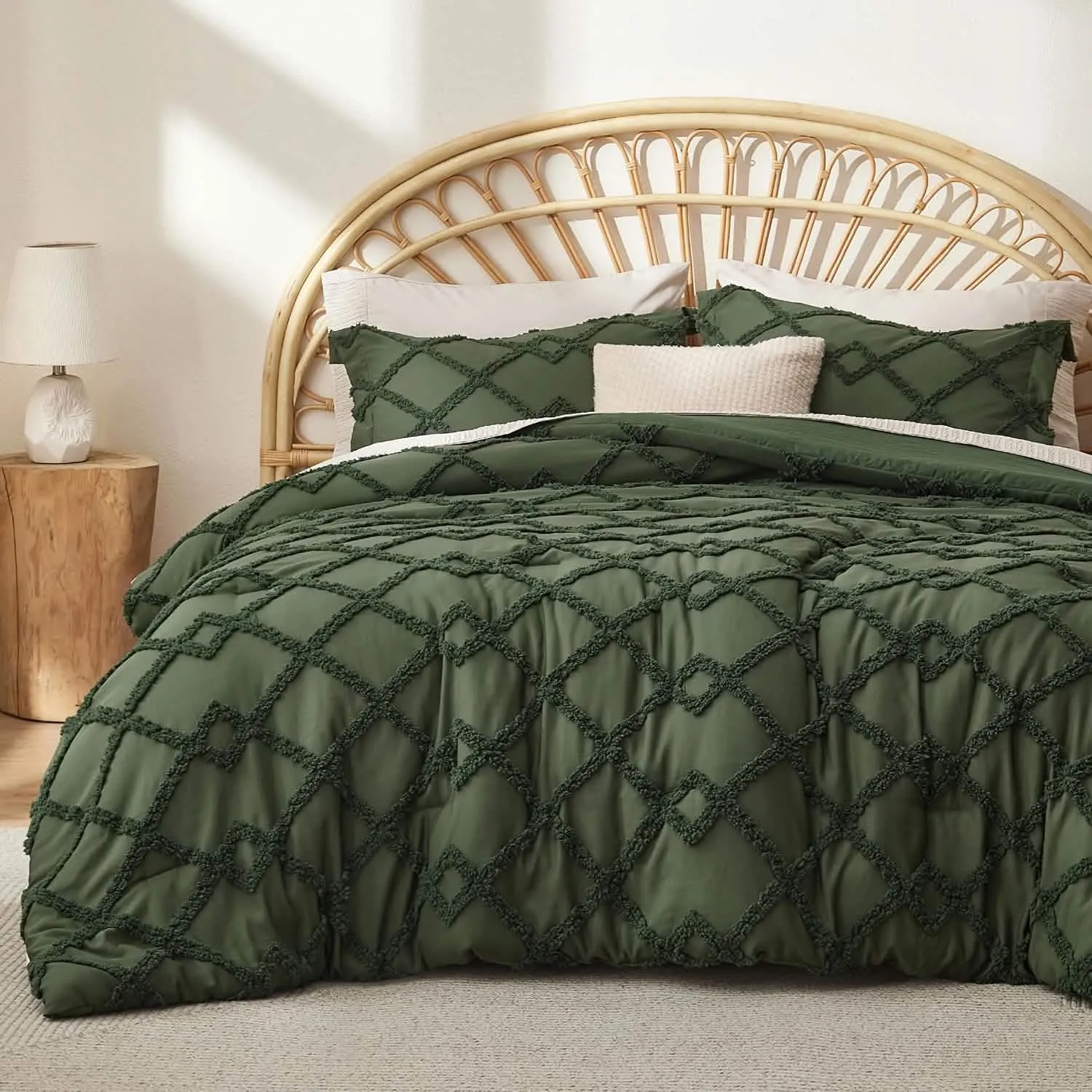 Tufted Embroidery Comforter Set