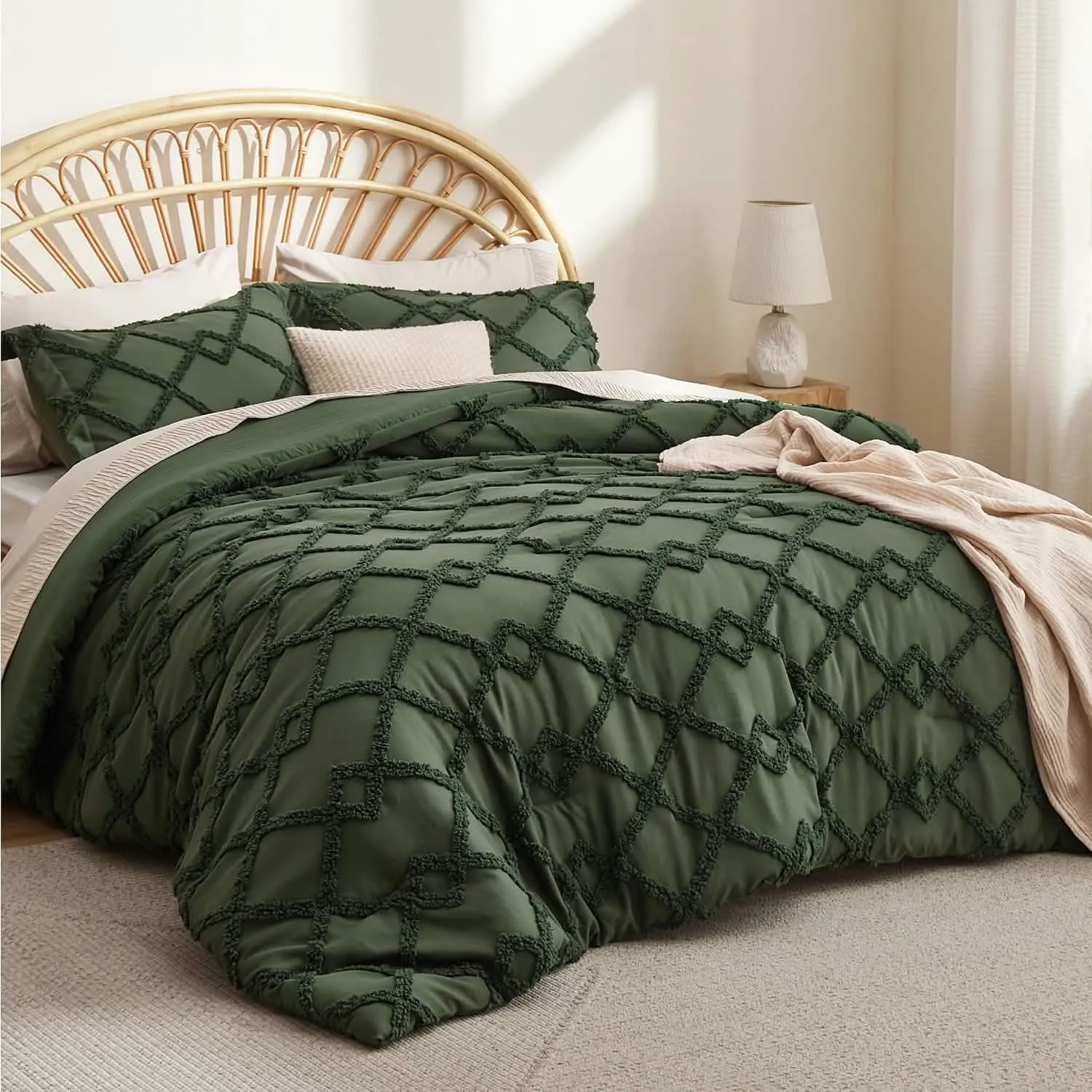 Tufted Embroidery Comforter Set