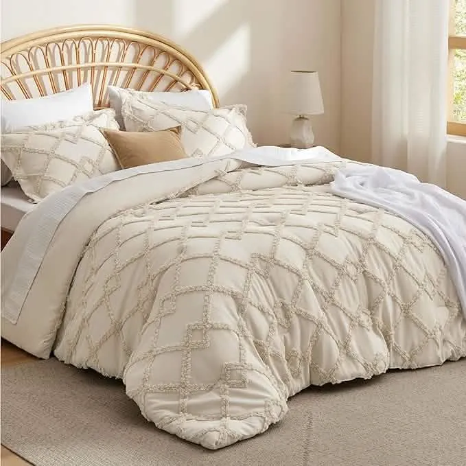 Tufted Embroidery Comforter Set