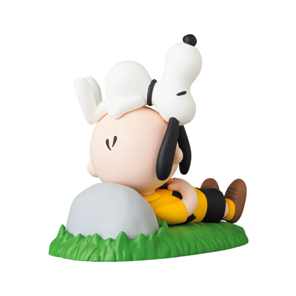 UDF Peanuts Series 13: Napping Charlie Brown & Snoopy Ultra Detail Figure by Medicom Toy