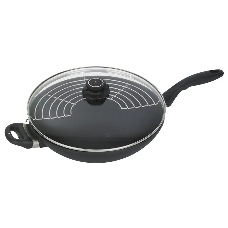 XD Nonstick 12.5" Wok with Lid and Rack